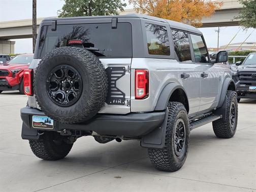 2022 Ford Bronco Black Diamond