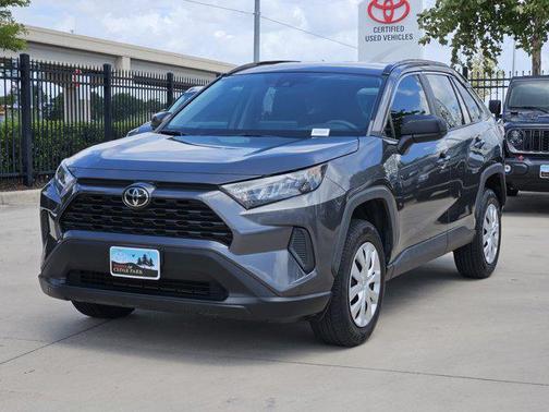 2020 Toyota RAV4 LE