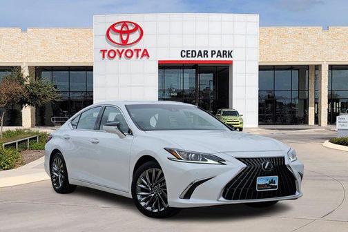2025 Lexus ES 300h Luxury