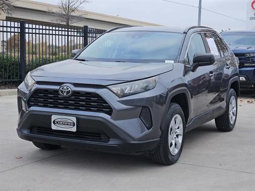 2020 Toyota RAV4 LE
