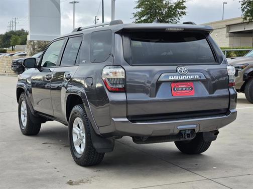 2022 Toyota 4Runner SR5