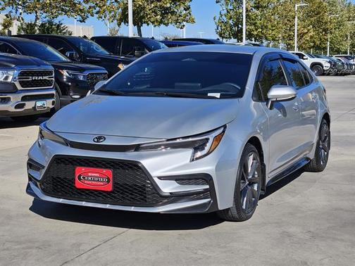 2025 Toyota Corolla SE