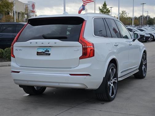 2022 Volvo XC90 Recharge Plug-In Hybrid T8 Inscription 6 Passenger