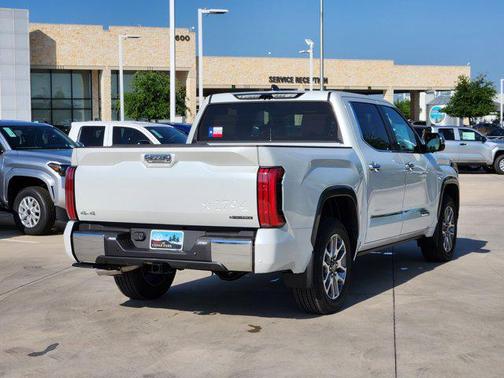 2025 Toyota Tundra Hybrid 1794 Edition