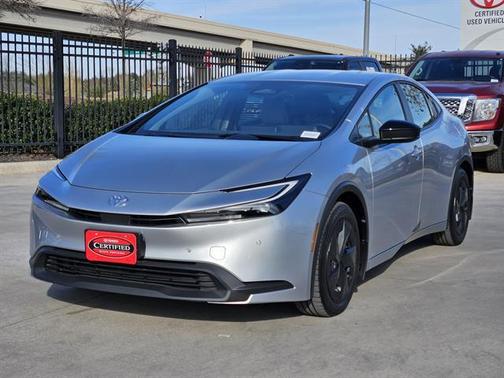 2025 Toyota Prius LE
