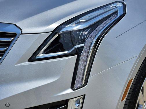 2018 Cadillac XT5 Platinum