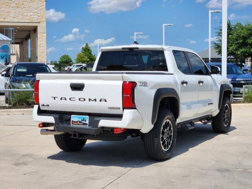 2025 Toyota Tacoma TRD Off Road