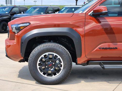 2025 Toyota Tacoma TRD Off Road