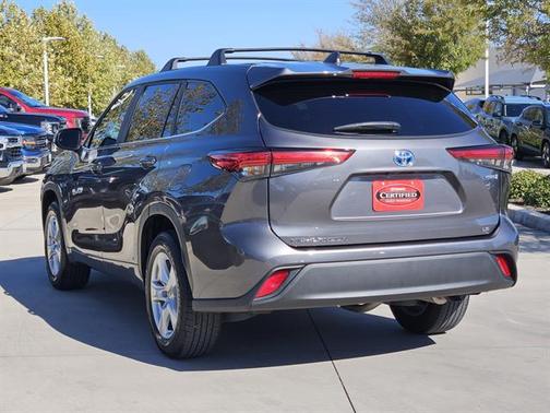 2023 Toyota Highlander Hybrid LE