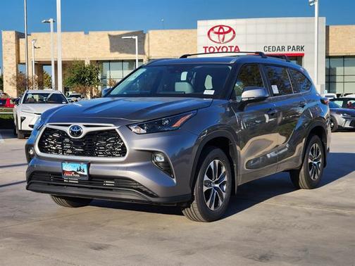 2026 Toyota Highlander XLE