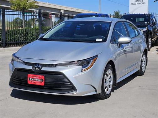 2025 Toyota Corolla LE
