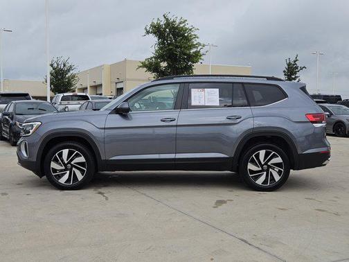 2024 Volkswagen Atlas 2.0T SE w/Technology 4MOTION