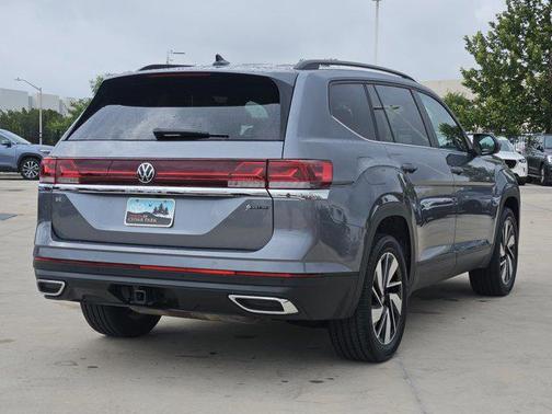 2024 Volkswagen Atlas 2.0T SE w/Technology 4MOTION
