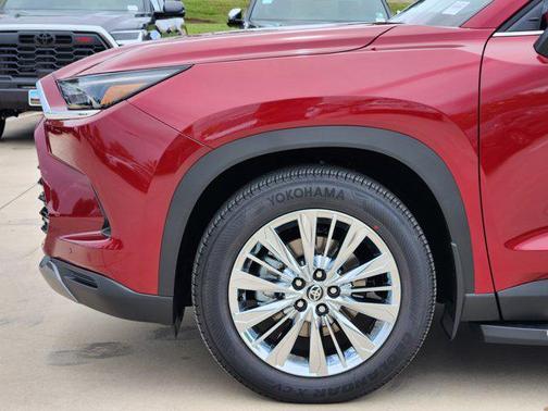 2025 Toyota Grand Highlander Platinum