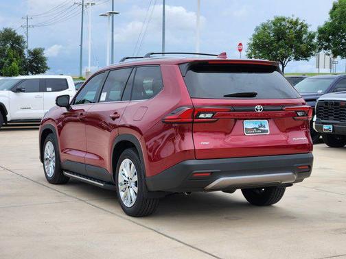 2025 Toyota Grand Highlander Platinum