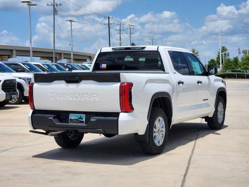 2025 Toyota Tundra SR5