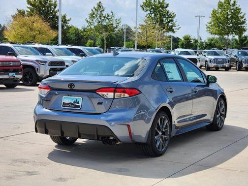 2025 Toyota Corolla SE