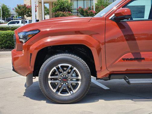 2025 Toyota Tacoma TRD Sport