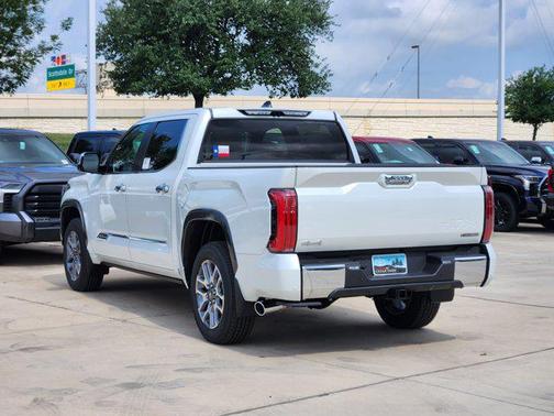 2025 Toyota Tundra Hybrid 1794 Edition