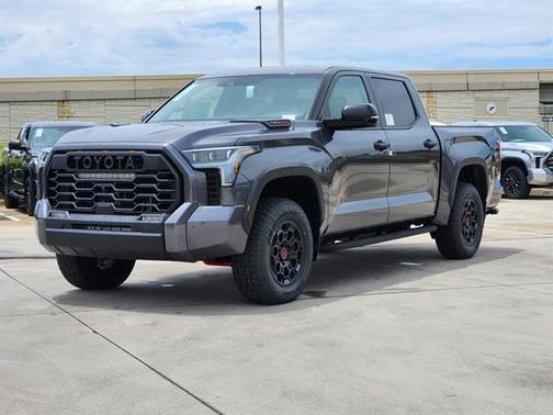 2025 Toyota Tundra Hybrid TRD Pro