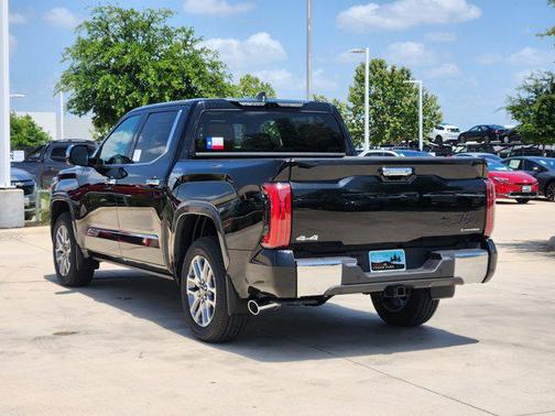 2025 Toyota Tundra Hybrid 1794 Edition