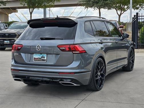 2021 Volkswagen Tiguan 2.0T SE R-Line Black