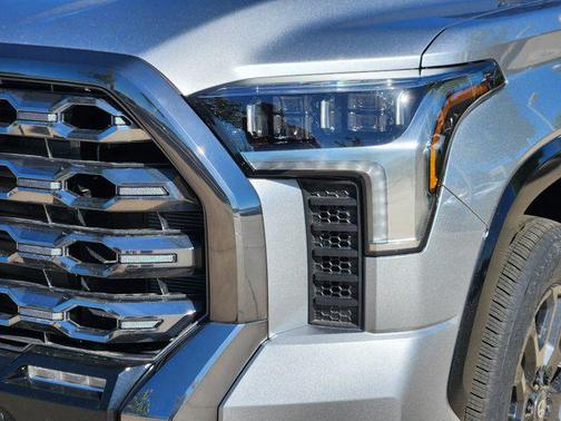 2025 Toyota Tundra Hybrid Platinum