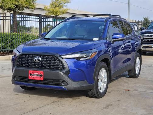 2024 Toyota Corolla Cross LE