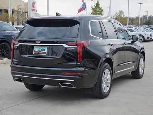 2025 Cadillac XT6 Luxury AWD