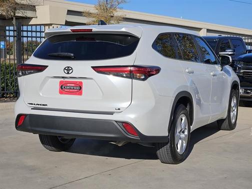 2023 Toyota Highlander LE