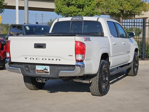 2016 Toyota Tacoma SR5