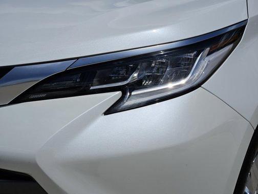 2021 Toyota Sienna Limited 7-Passenger