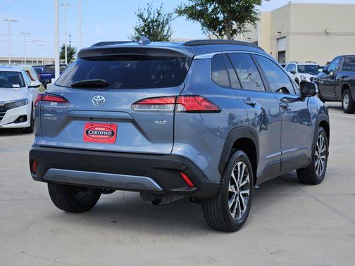2023 Toyota Corolla Cross XLE