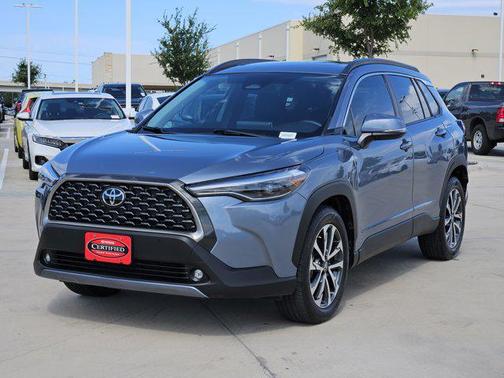 2023 Toyota Corolla Cross XLE