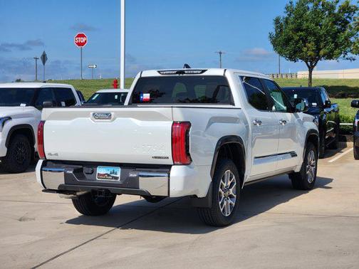 2025 Toyota Tundra Hybrid 1794 Edition