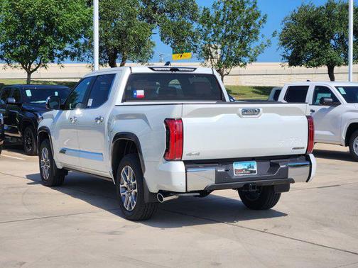 2025 Toyota Tundra Hybrid 1794 Edition