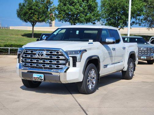 2025 Toyota Tundra Hybrid 1794 Edition