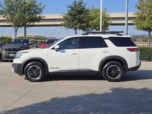 2025 Nissan Pathfinder Rock Creek 4WD