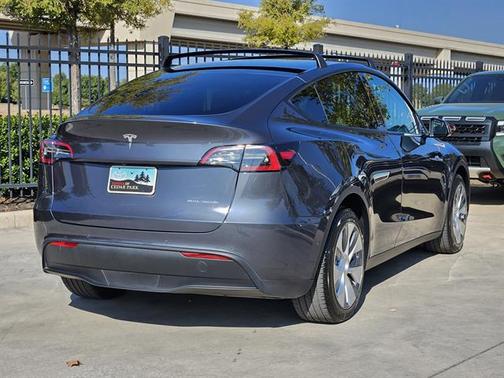2021 Tesla Model Y Long Range Dual Motor All-Wheel Drive