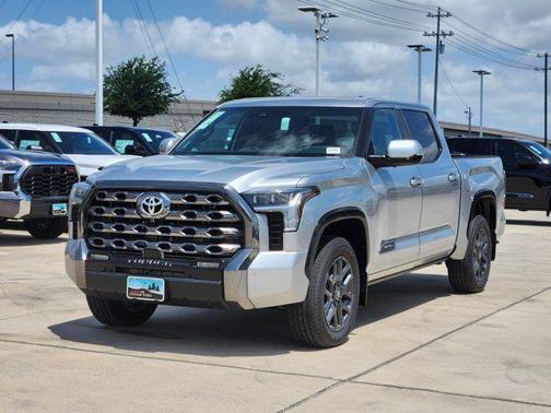 2025 Toyota Tundra Platinum