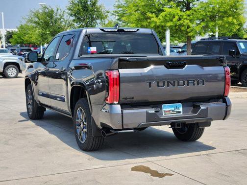 2025 Toyota Tundra Platinum