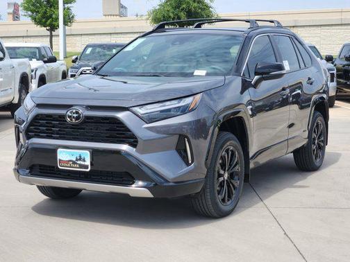 2025 Toyota RAV4 Hybrid SE
