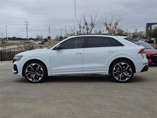 2024 Audi RS Q8 4.0T