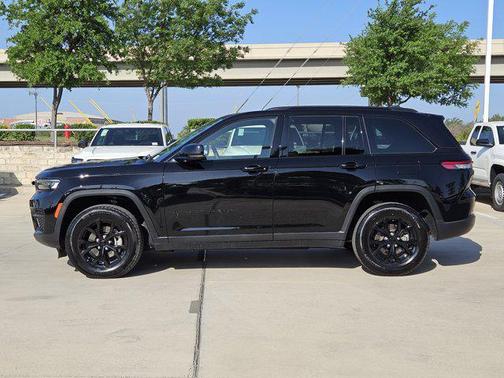 2024 Jeep Grand Cherokee Altitude