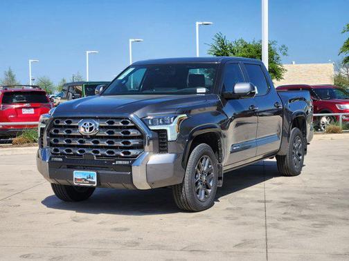 2025 Toyota Tundra Platinum