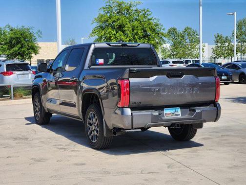 2025 Toyota Tundra Platinum