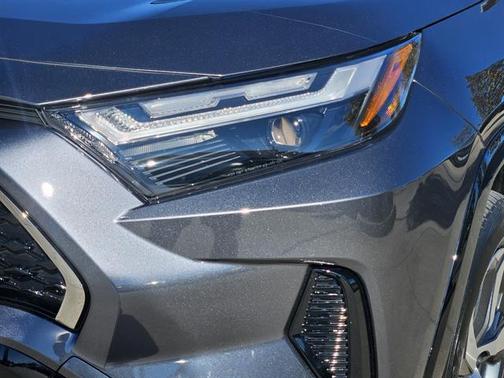 2023 Toyota RAV4 Prime SE