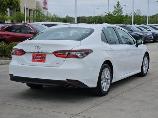 2024 Toyota Camry LE