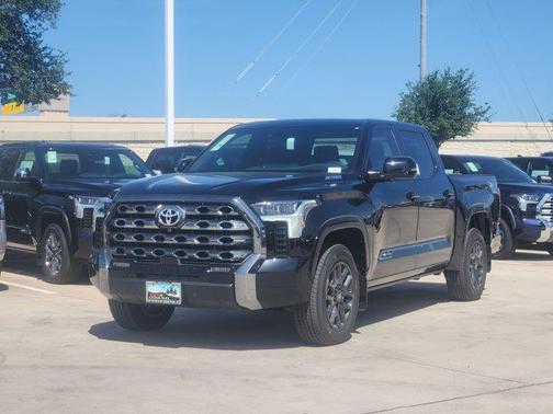 2025 Toyota Tundra Hybrid Platinum