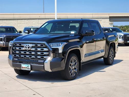 2025 Toyota Tundra Hybrid Platinum